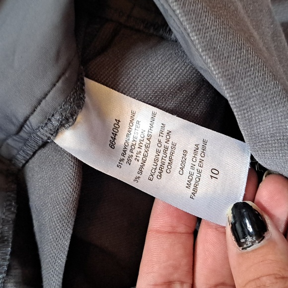 Dress pants sz 10 - Picture 3 of 3